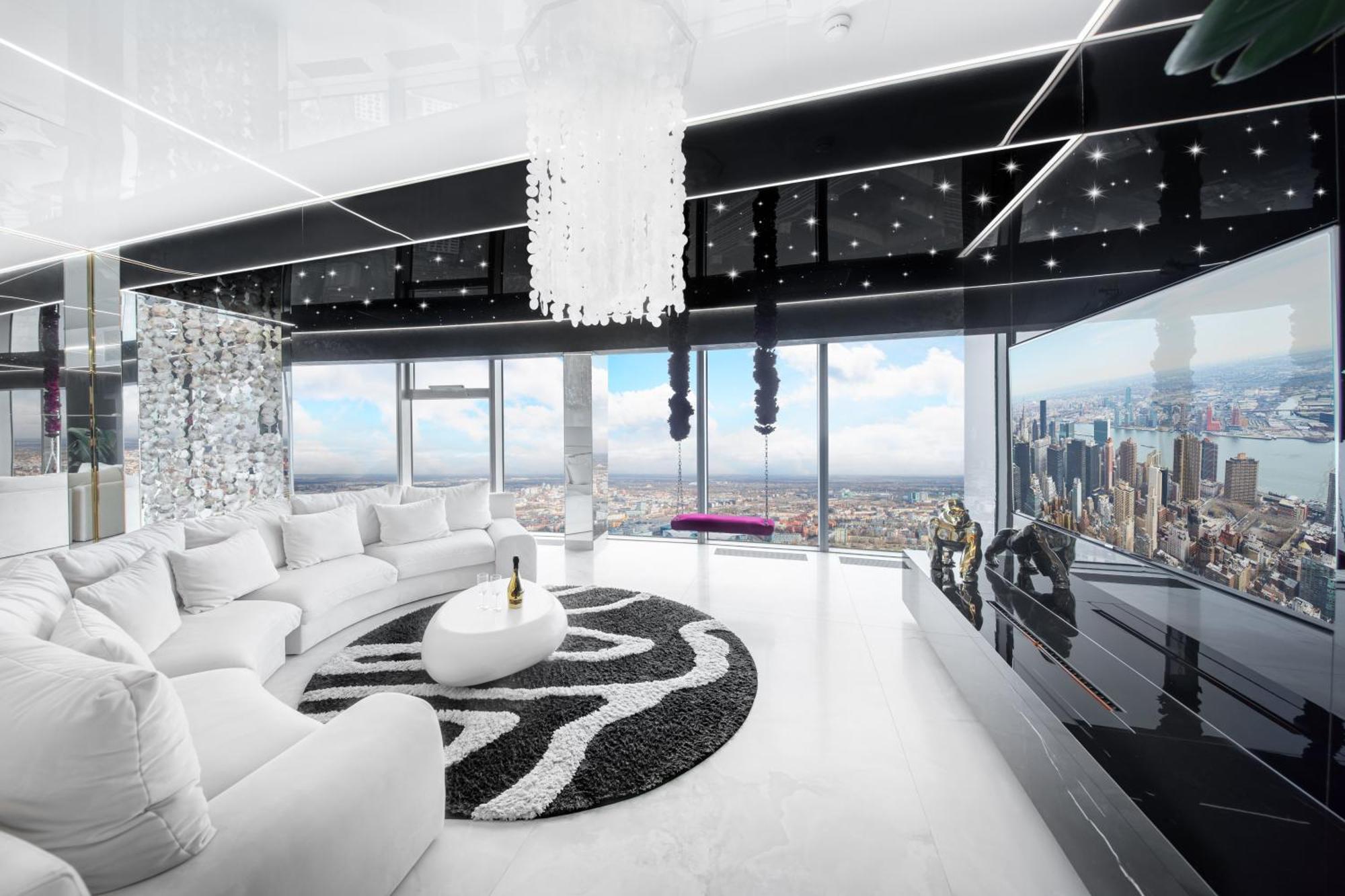 Apartment Sky Tower Z Jakuzzi Przy Oknie