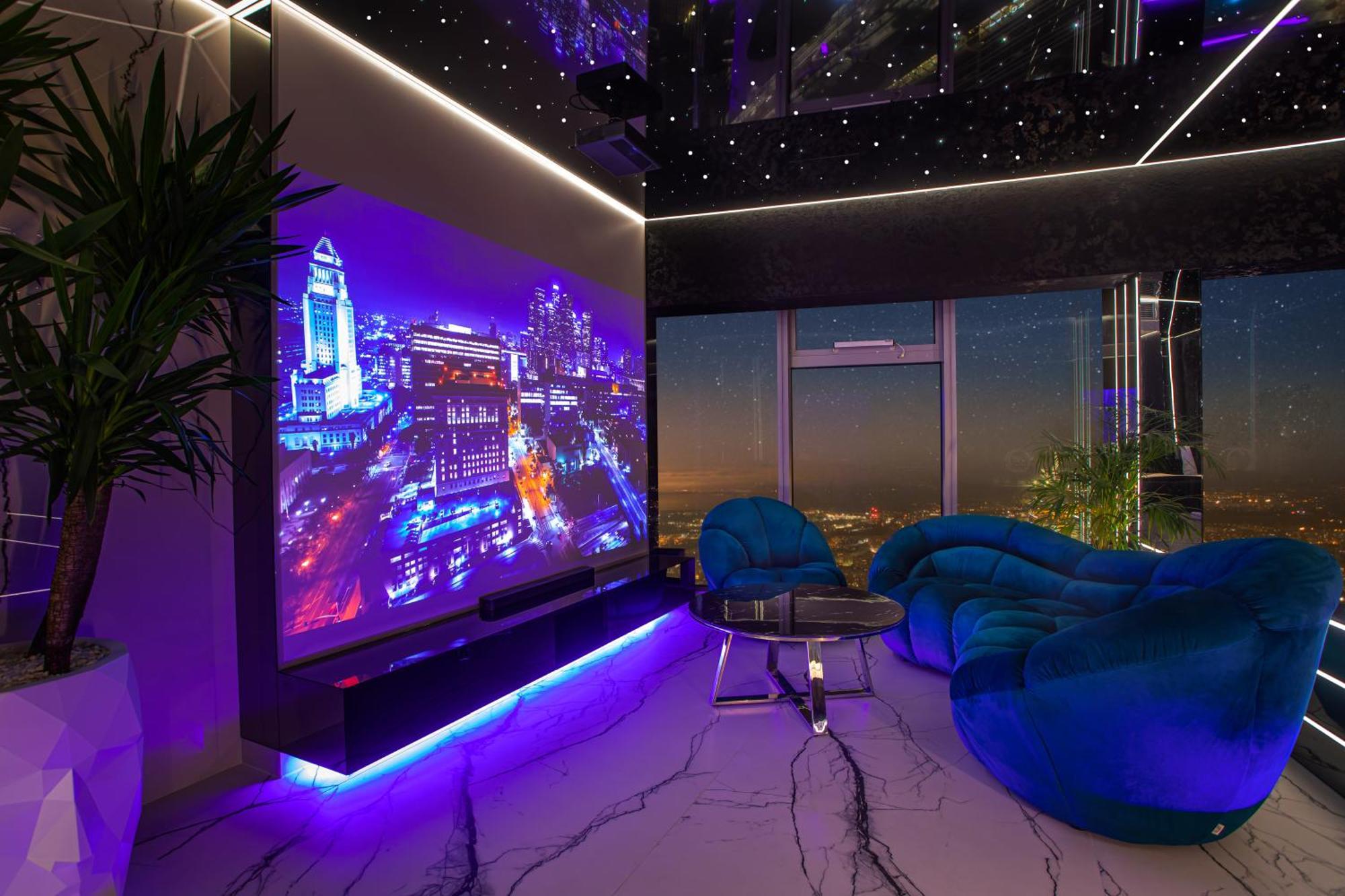 Apartment Sky Tower Z Jakuzzi Przy Oknie Breslau