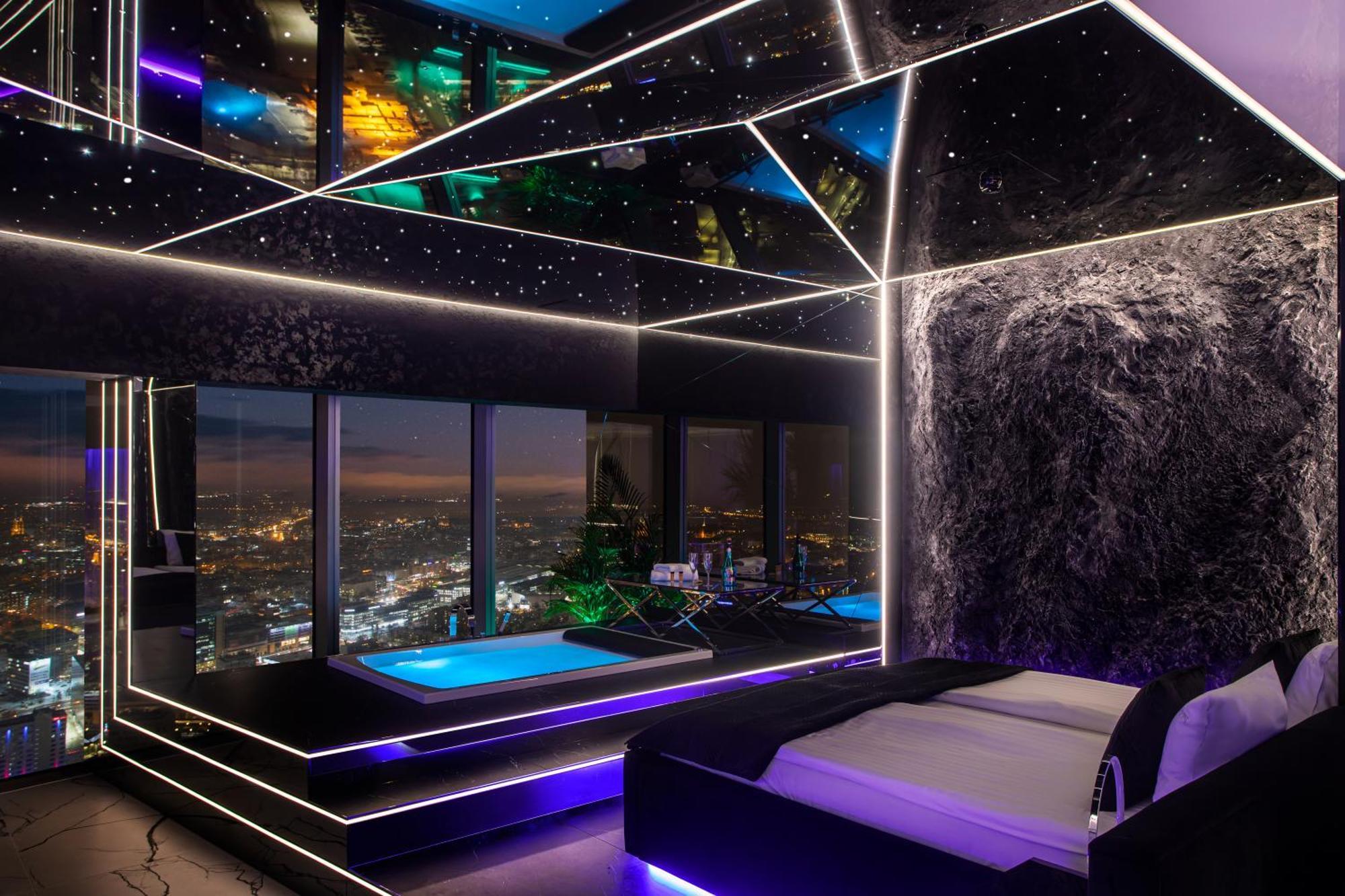 Apartment Sky Tower Z Jakuzzi Przy Oknie *