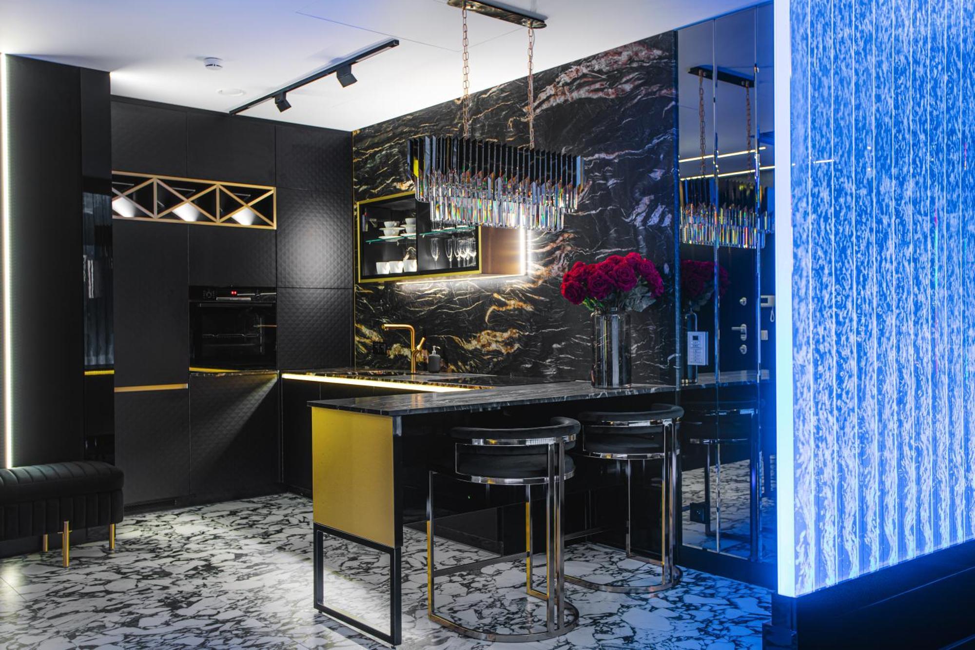 Apartment Sky Tower Z Jakuzzi Przy Oknie